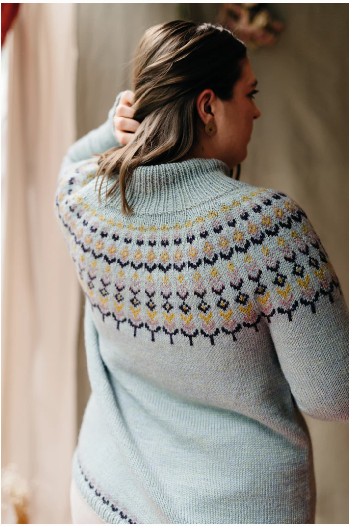 Pom Pom - No. 42 - YourNextKnit