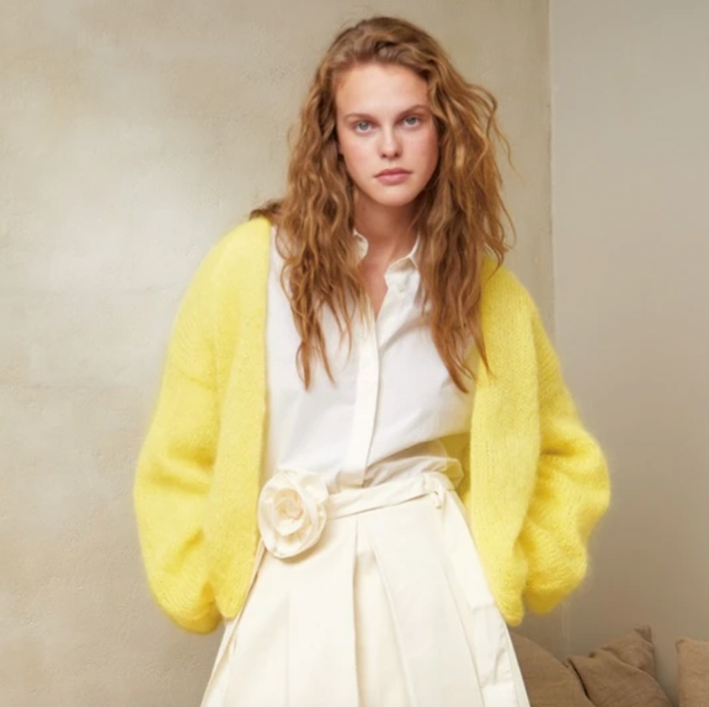 Sandnes Garn - Single Pattern Booklet - 2402 No. 01 Facile Cardigan
